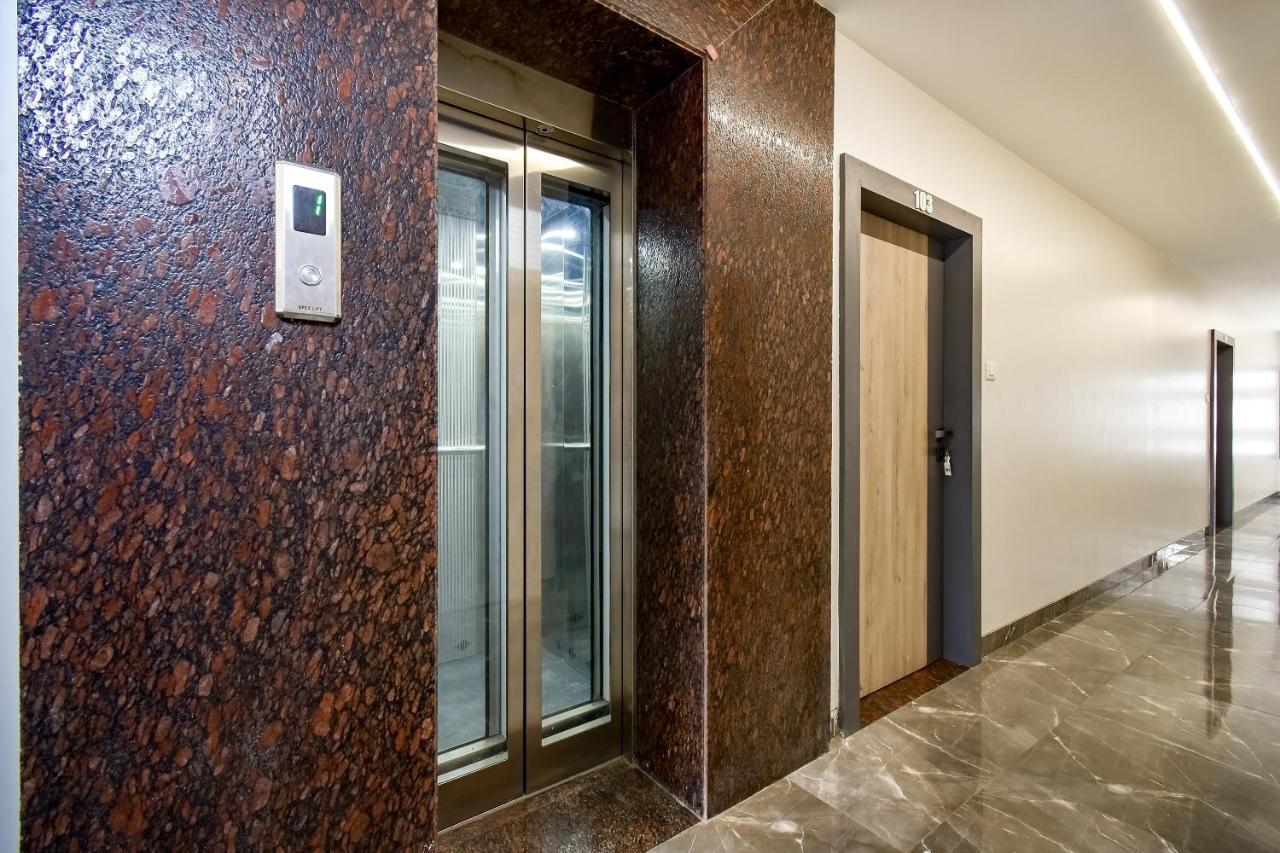 Capital O 71866 Hotel Ansh Aurangābād Exterior foto